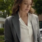 Amy Larsen Doc S01 Grey Blazer