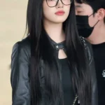 An Yu-jin Black Jacket