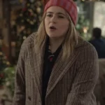 The Twelve Dates ‘Til Christmas S01 Mae Whitman Plaid Coat