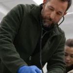 Noah_Wyle_The_Pitt_S02_Dr_Michael_Jacket