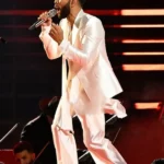 The Voice S25 John Legend White Suit
