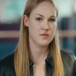 Hunting_Party_S02_Zoe_Scott_Leather_Jacket_Black